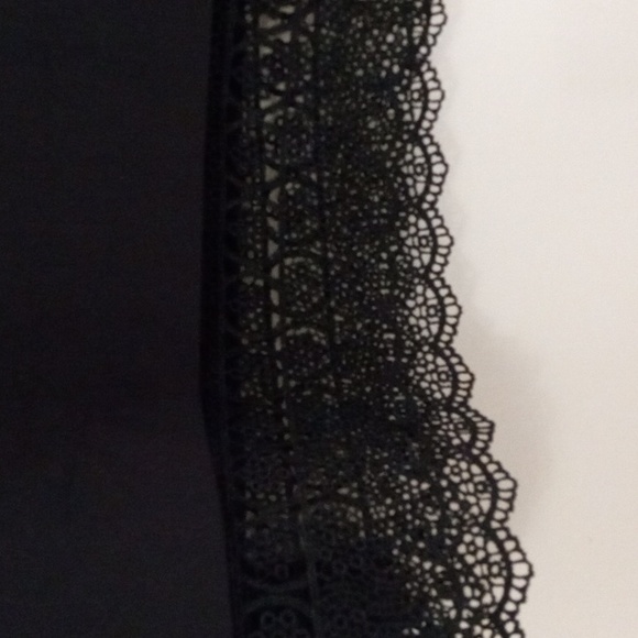 Mynt 1792 Black New Knee Length Lace Trim Skirt Size 22W - Picture 3 of 3
